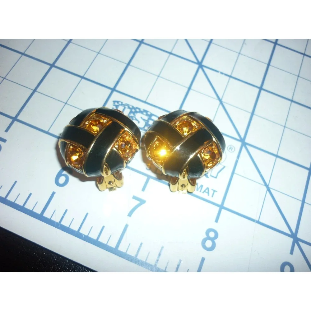 Vintage NOS Sue Ellen England Black Enamel Gold Tone Crystal Clip On Earrings